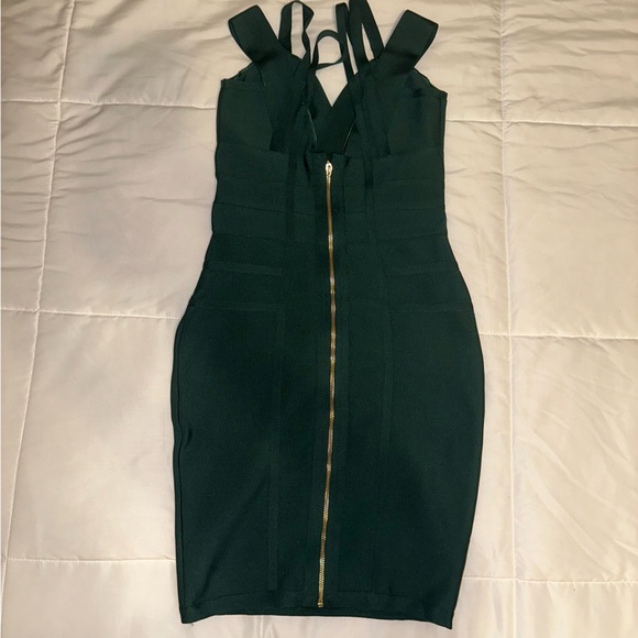 Sweetheart Neck Bodycon Dress in Dark Green Medium Midi Party dress - Picture 4 of 6